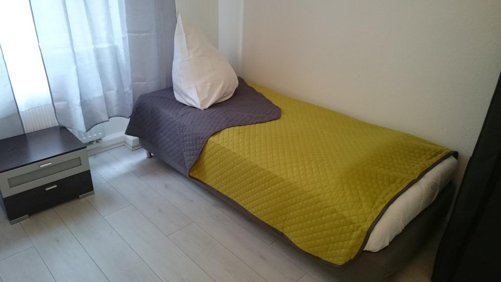 Avi City Apartments Goodhouse デュッセルドルフ エクステリア 写真